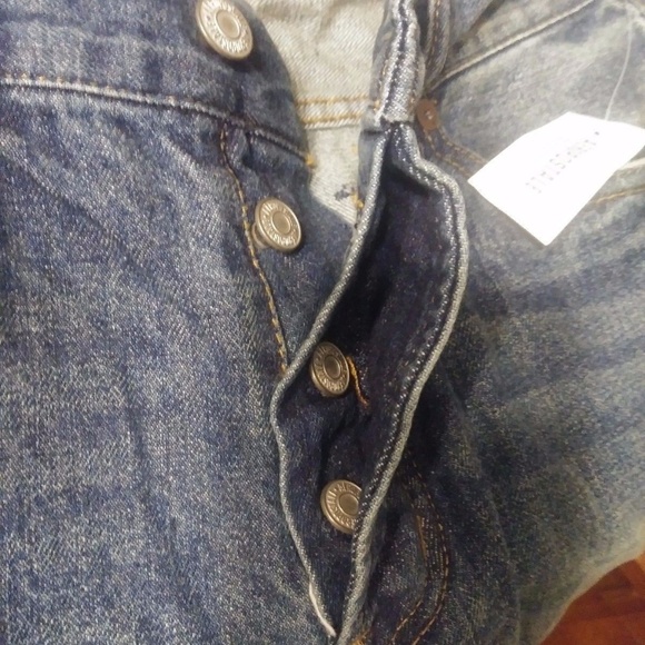 Aeropostale Relaxed Thigh Buttons Straight 31x32 - Picture 3 of 8